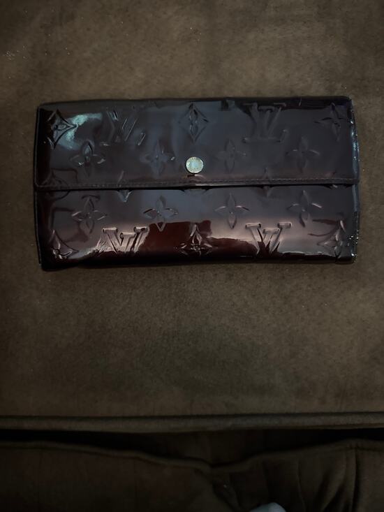 Louis Vuitton Handbags - Louis Vuitton Vernis Sarah Monogram